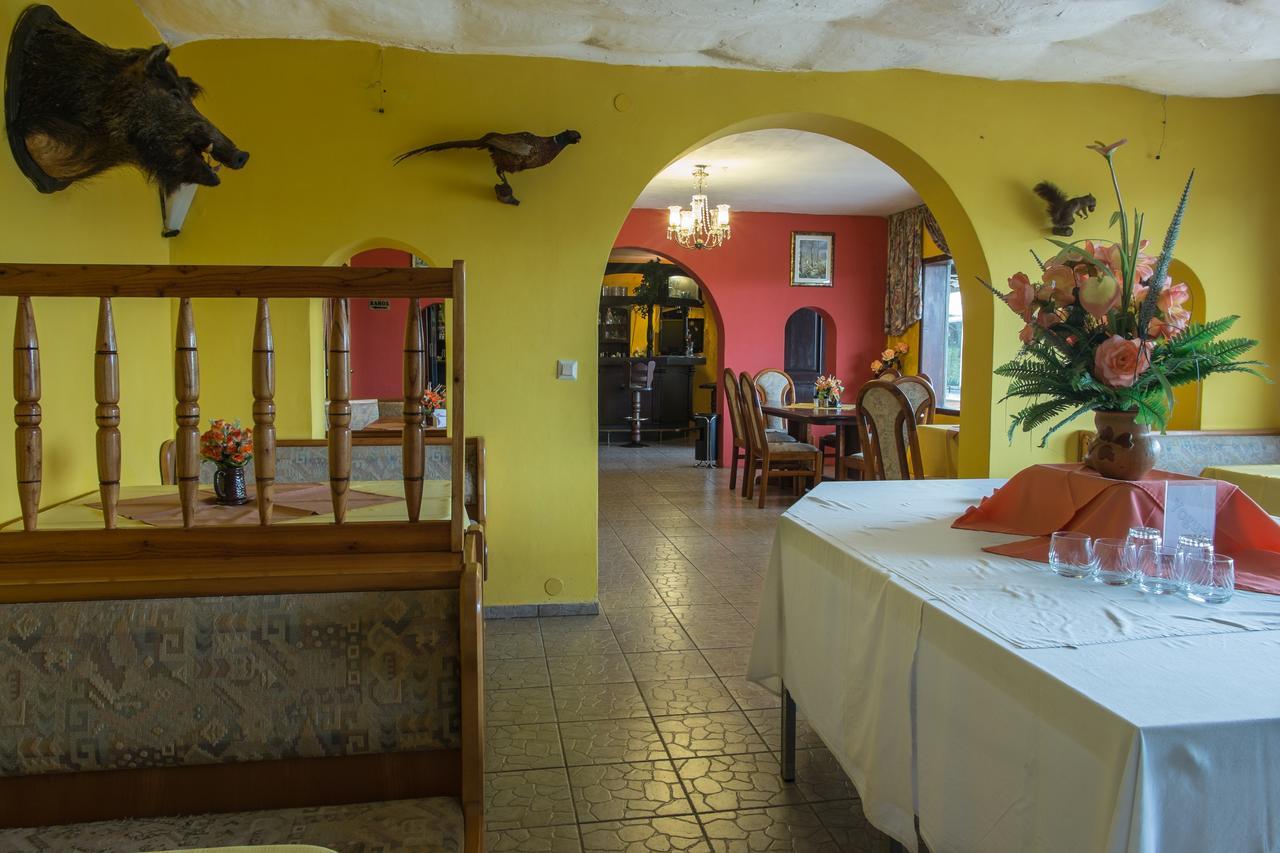 Hotel Independencia Bagian luar foto