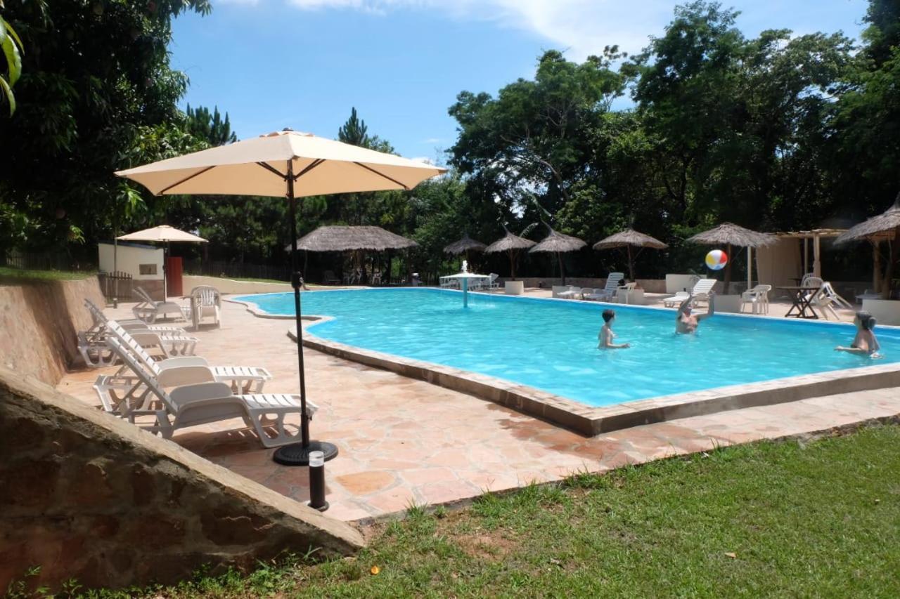 Hotel Independencia Bagian luar foto