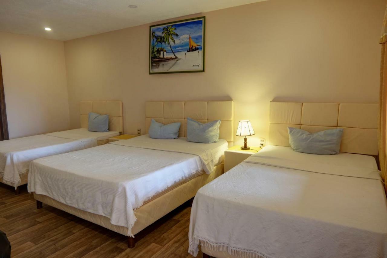 Hotel Independencia Bagian luar foto