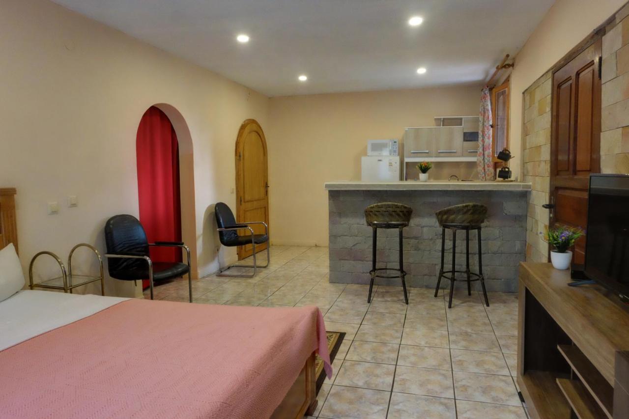 Hotel Independencia Bagian luar foto
